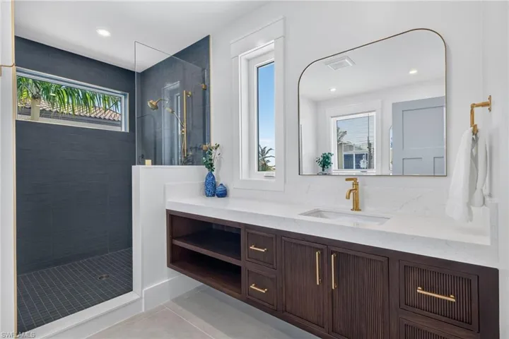 11516 Andy Rosse Ln, Captiva, Florida 33924