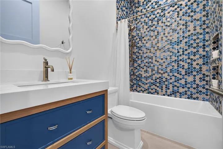11516 Andy Rosse Ln, Captiva, Florida 33924