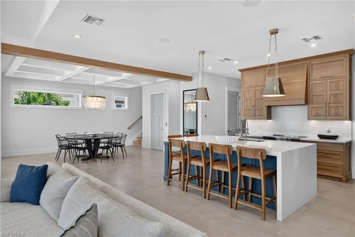 11516 Andy Rosse Ln, Captiva, Florida 33924