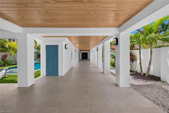 11516 Andy Rosse Ln, Captiva, Florida 33924