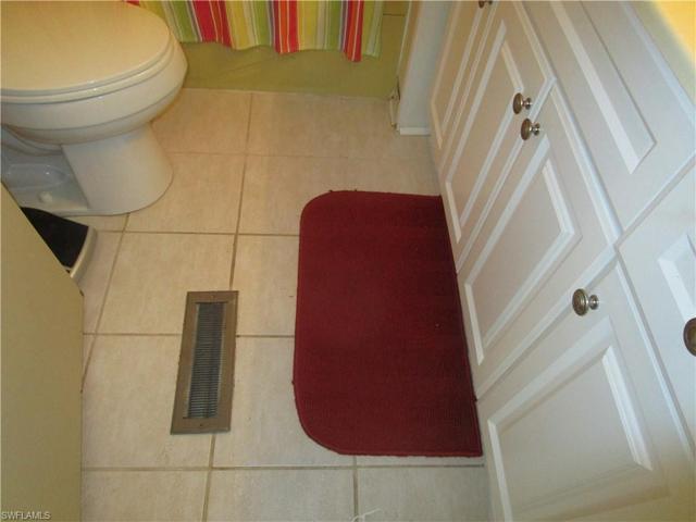Ceramic Floors in Bathrooms