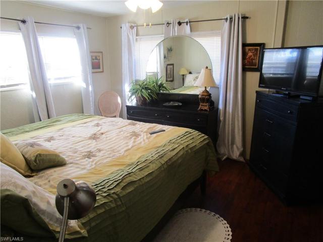 Captain's Quarters