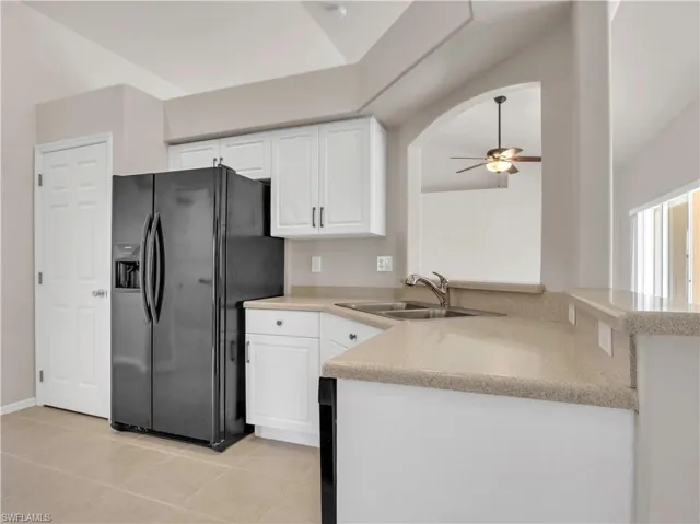 Unfurnished Kitchen