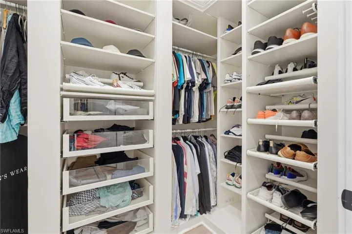 primary closet 1