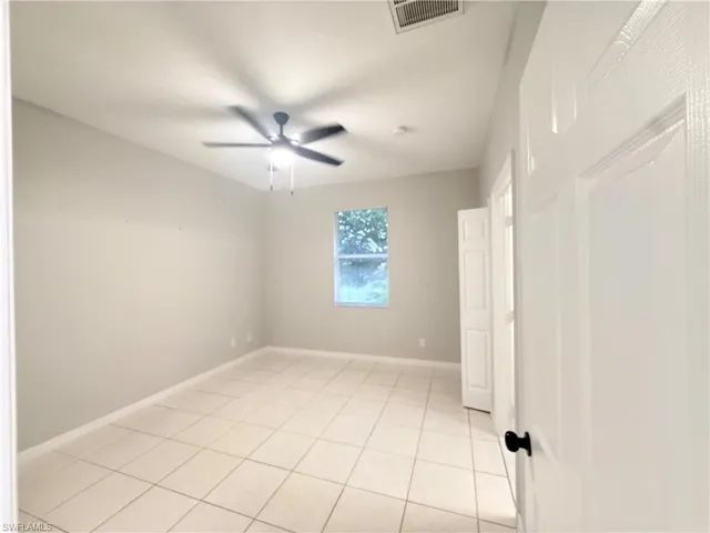 3813 19th St Sw, Lehigh Acres, Florida 33976