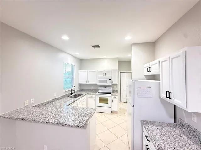 3813 19th St Sw, Lehigh Acres, Florida 33976