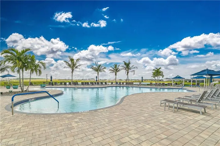 Bunker Bar pool