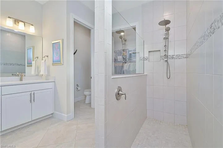 16096 Herons View Dr, Alva, Florida 33920