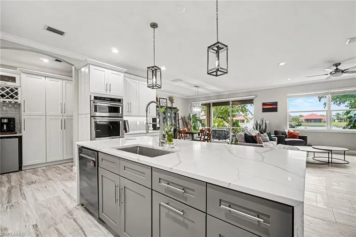 3548 Brittons Ct, Fort Myers, Florida 33916