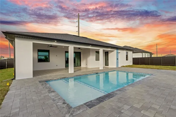 246 Gleason Pkwy, Cape Coral, Florida 33914