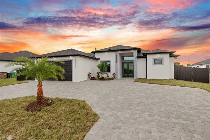 246 Gleason Pkwy, Cape Coral, Florida 33914