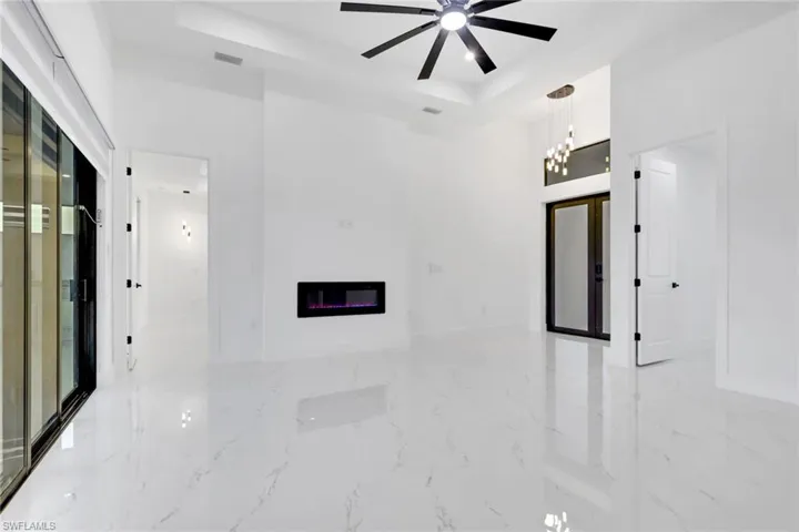 246 Gleason Pkwy, Cape Coral, Florida 33914