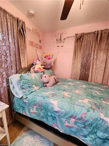 Second Bedroom - Pic 2