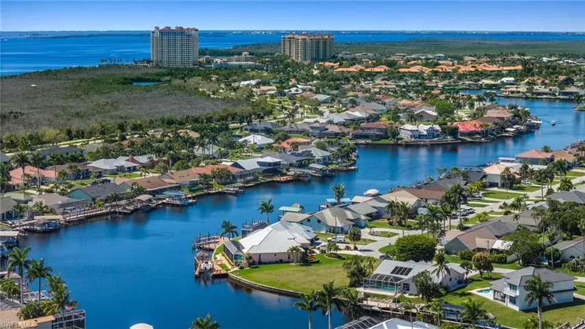 5503 SW 6th AVE, CAPE CORAL FL 33914