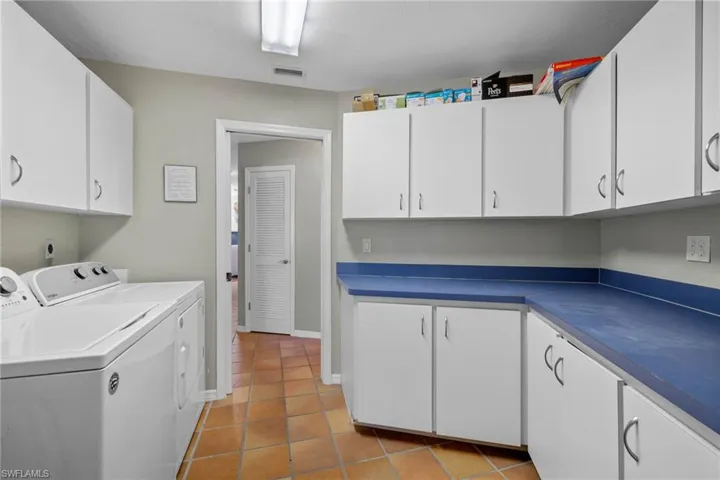 5503 SW 6th AVE, CAPE CORAL FL 33914