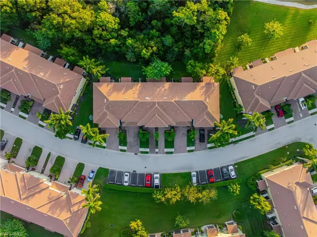 12539  Laurel Cove  DR, Fort Myers, FL 33913