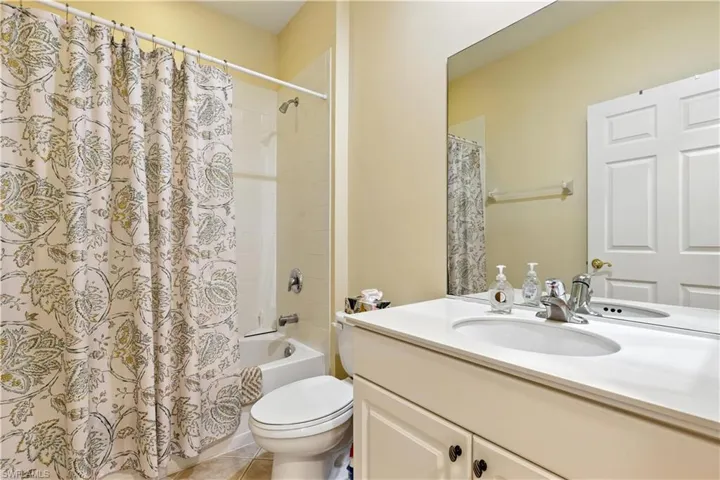 1415 Sweetwater Cv 104, Naples, Florida 34110