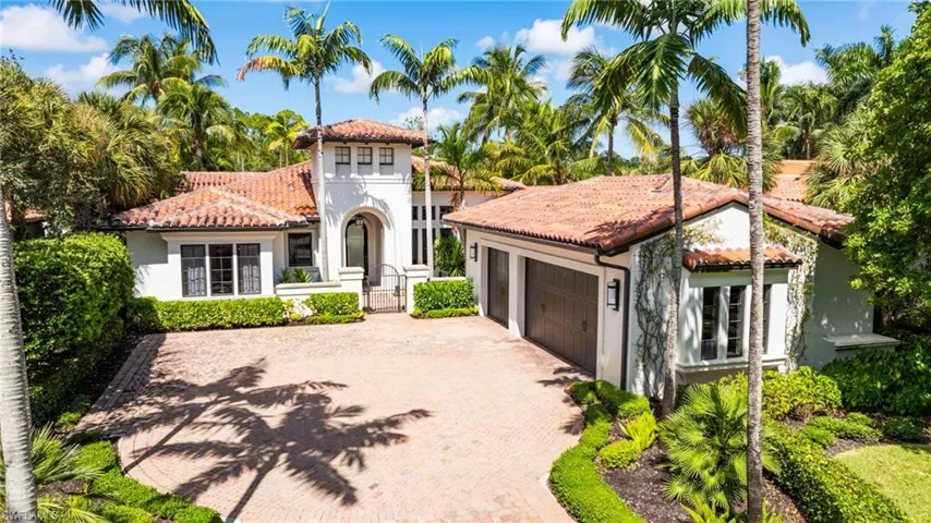 17009 Cortile Dr, Naples, Florida 34110