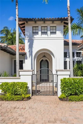17009 Cortile Dr, Naples, Florida 34110