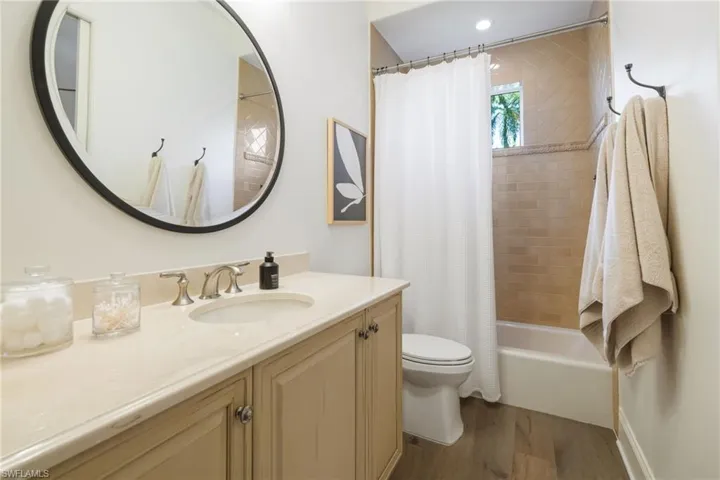 17009 Cortile Dr, Naples, Florida 34110