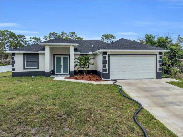 814 Euclid Ave, Lehigh Acres, Florida 33972