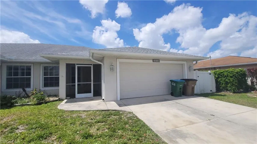 1010 SE 12th  TER, Cape Coral, FL 33990