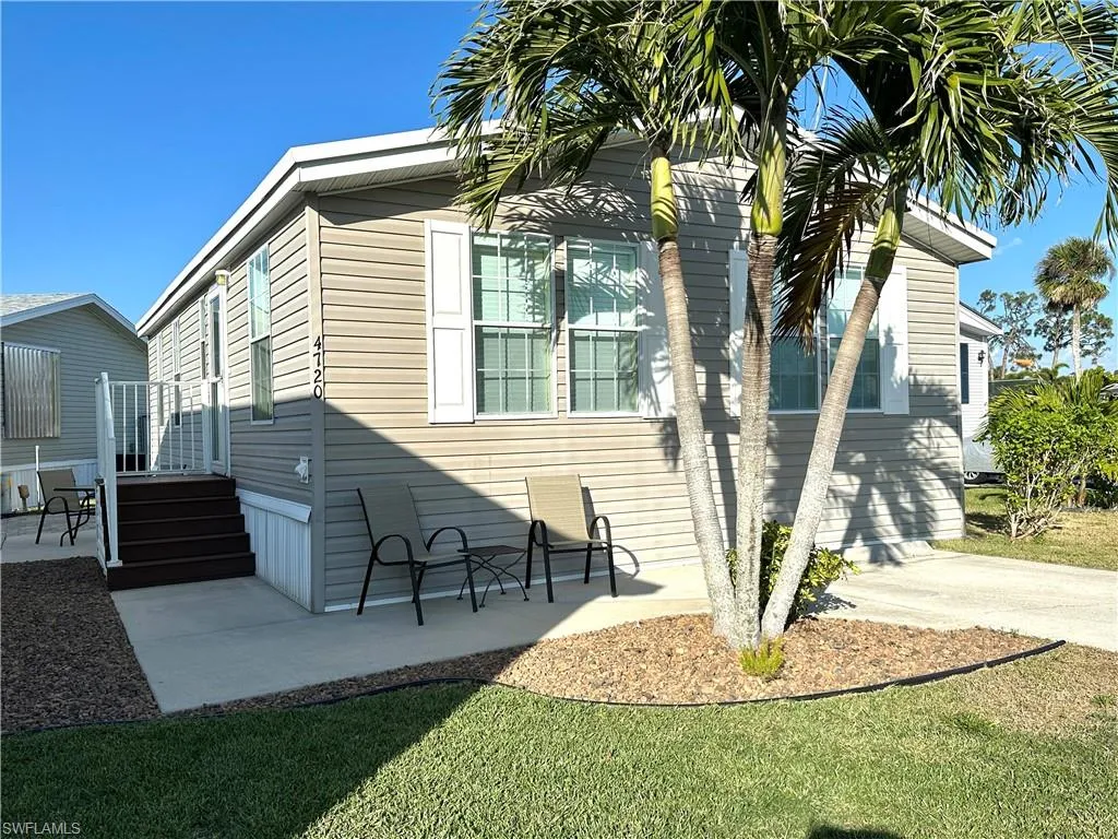 4720 Bayberry WAY, Estero, FL 33928,225028530