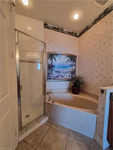2797 First St 2002, Fort Myers, Florida 33916