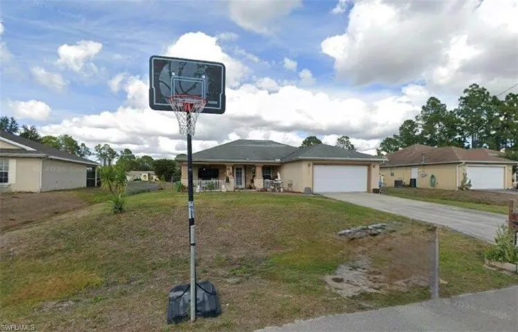 3606 5th St Sw, Lehigh Acres, Florida 33976