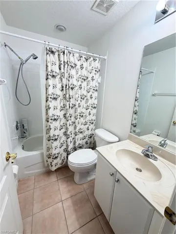 8541  Athena  CT, Lehigh Acres, FL 33971