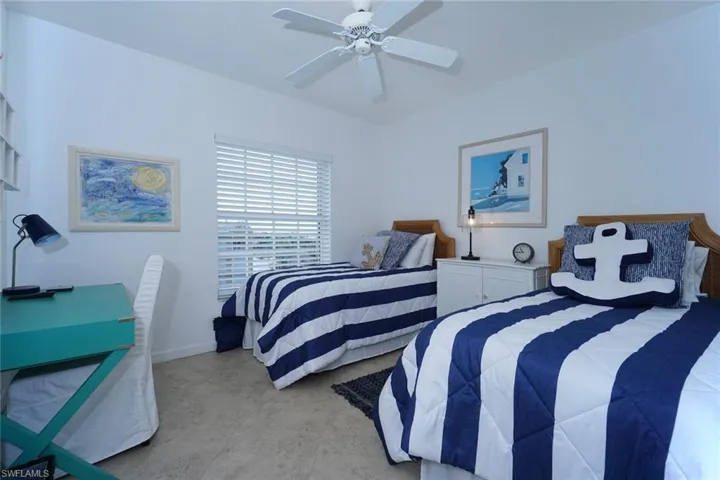 9577  Gulf Shore  DR, Naples, FL 34108