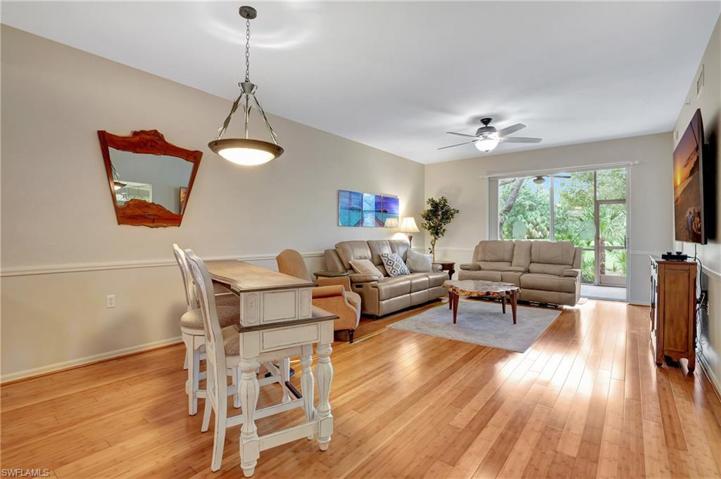 Dining Room to Lanai