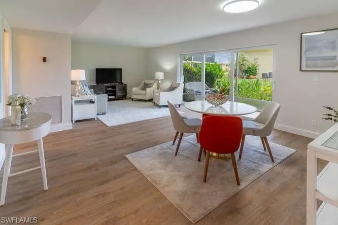 96 Glades Blvd 513, Naples, Florida 34112