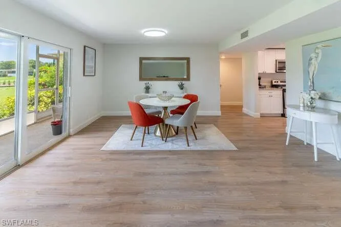96 Glades Blvd 513, Naples, Florida 34112