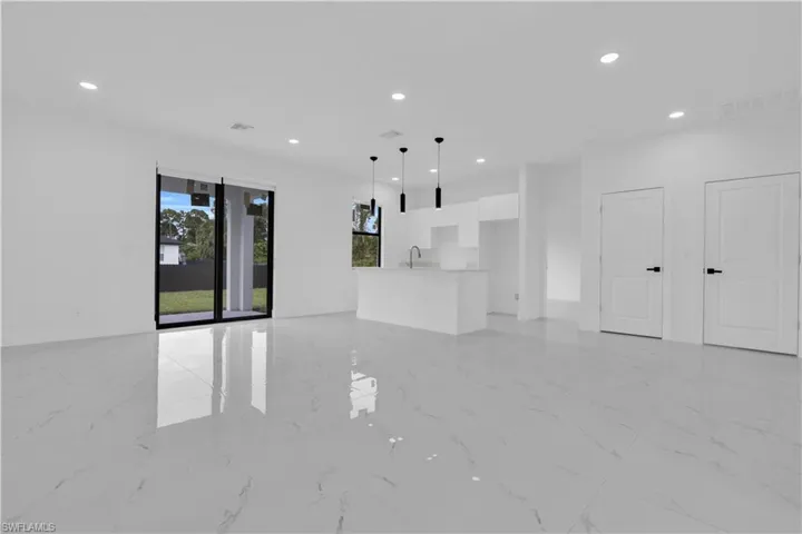 3203  57th W ST, Lehigh Acres, FL 33971
