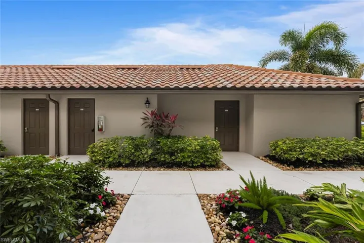 View of mediterranean / spanish-style house