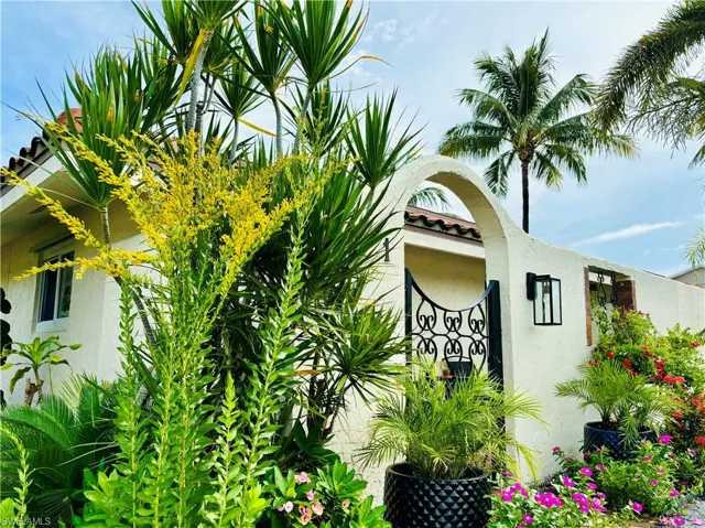 1455 Curlew Ave 1, Naples, Florida 34102