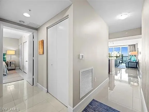 3000 Oasis Grand Blvd 2402, Fort Myers, Florida 33916