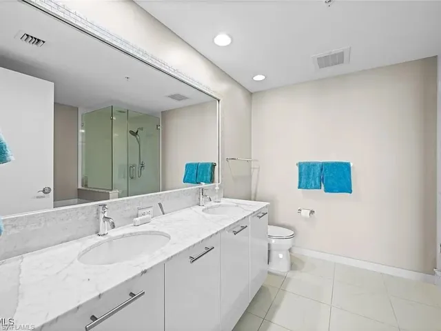 3000 Oasis Grand Blvd 2402, Fort Myers, Florida 33916