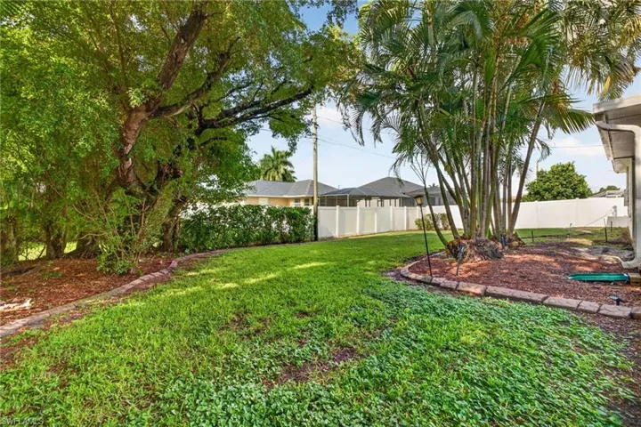 1632 Sw 43rd Ter, Cape Coral, Florida 33914