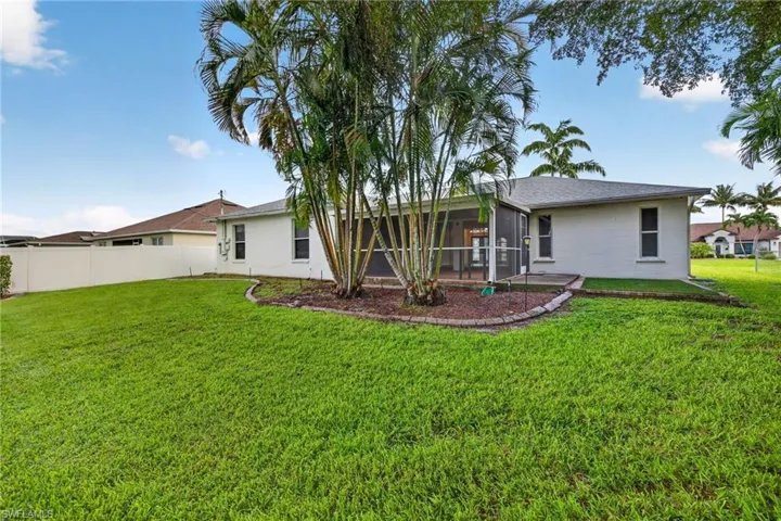 1632 Sw 43rd Ter, Cape Coral, Florida 33914