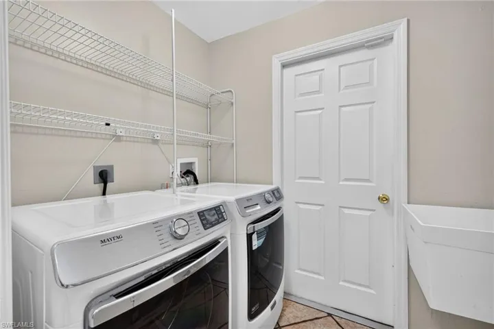 1632 Sw 43rd Ter, Cape Coral, Florida 33914