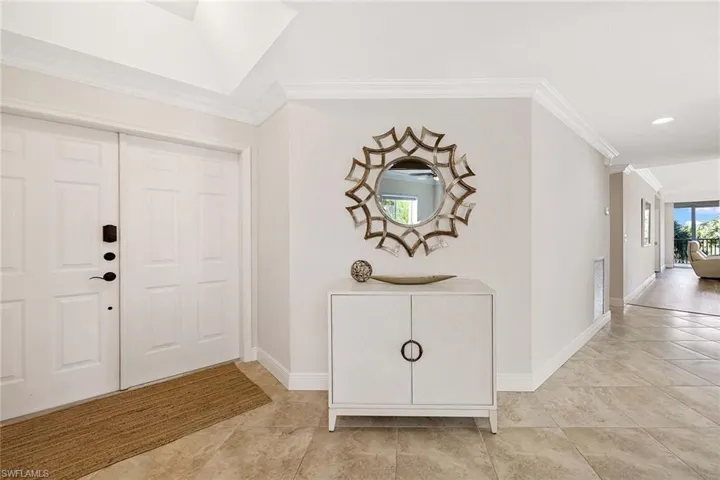 7671  Pebble Creek  CIR, Naples, FL 34108