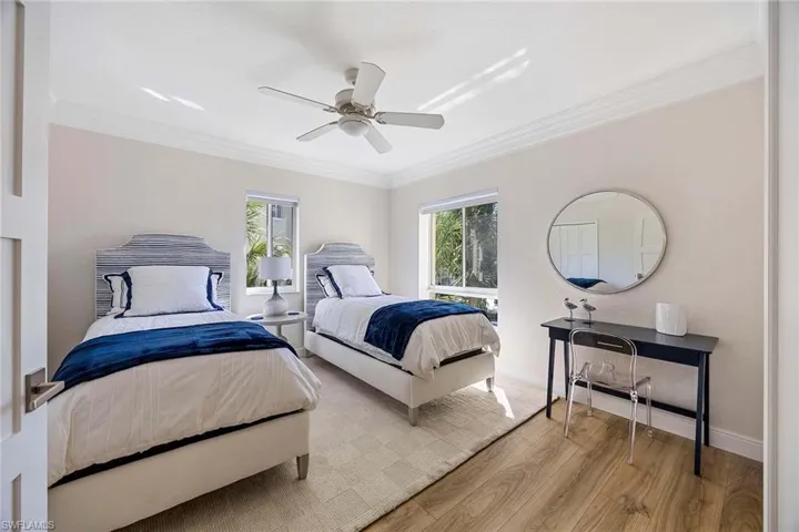 7671  Pebble Creek  CIR, Naples, FL 34108