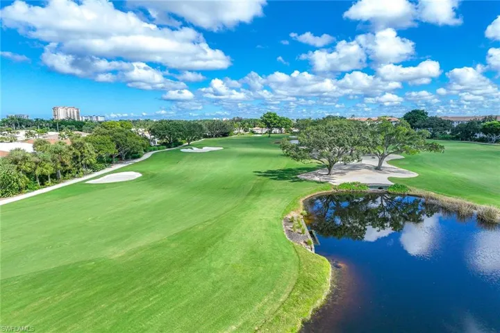 7671  Pebble Creek  CIR, Naples, FL 34108