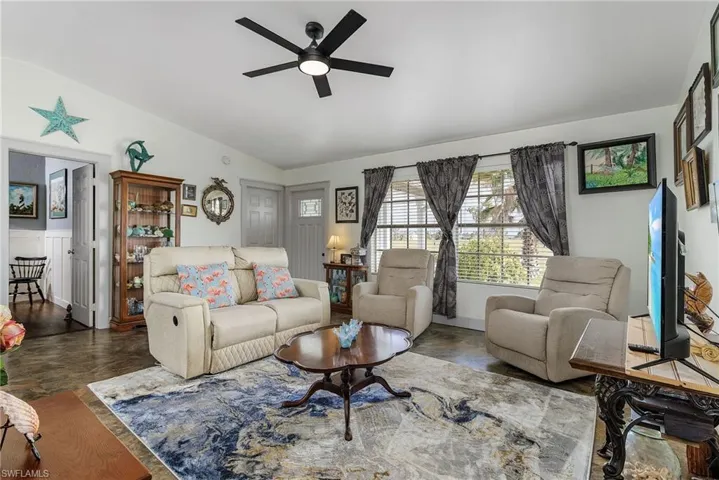18 Nw 26th Ter, Cape Coral Fl 33993