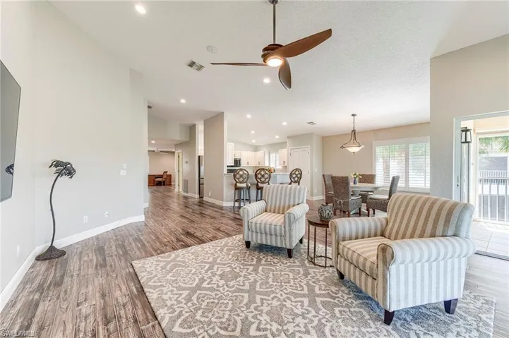 8460 Southbridge Dr 2, Estero, Florida 33967