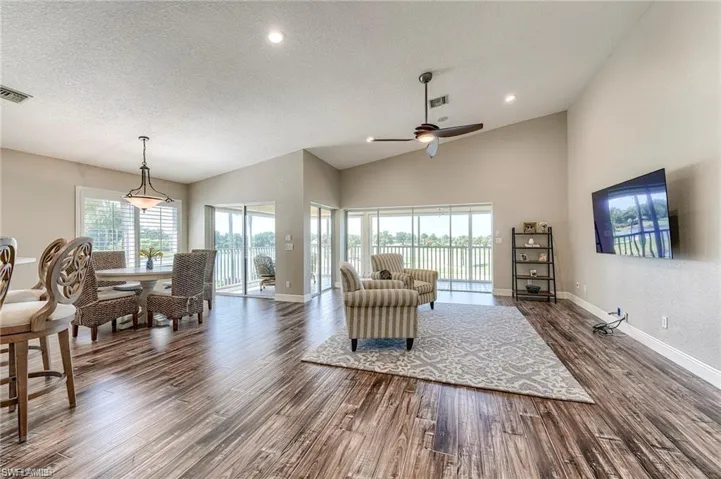 8460 Southbridge Dr 2, Estero, Florida 33967