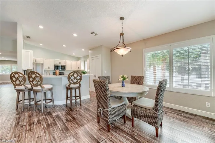 8460 Southbridge Dr 2, Estero, Florida 33967