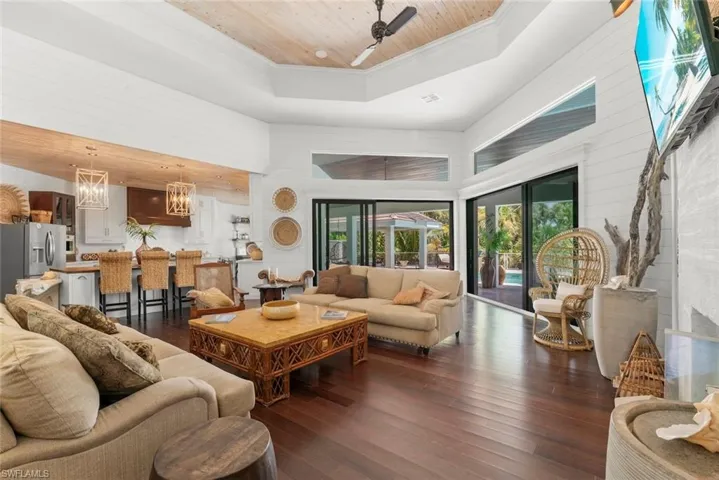 2388 Wulfert Rd, Sanibel, Florida 33957